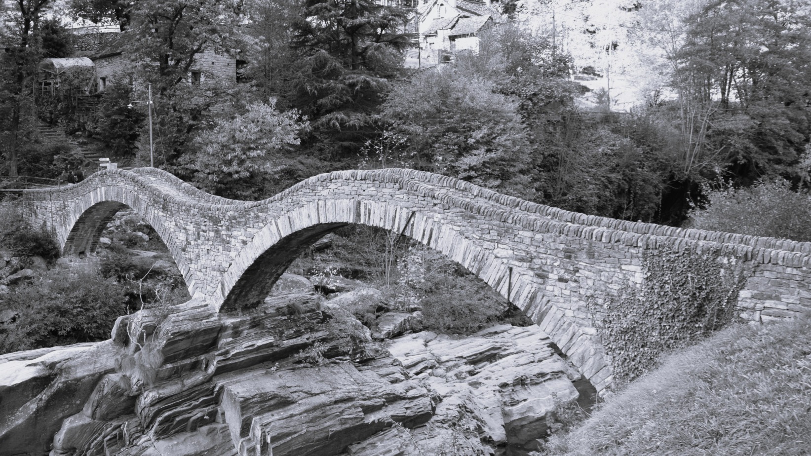 alte Steinbrücke sw