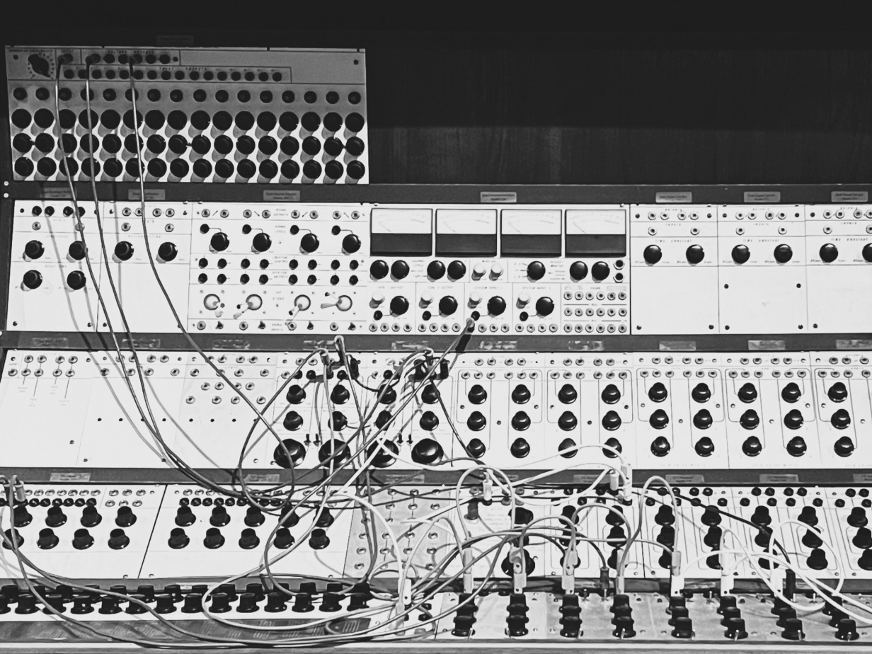 alter analog Synthesizer sw